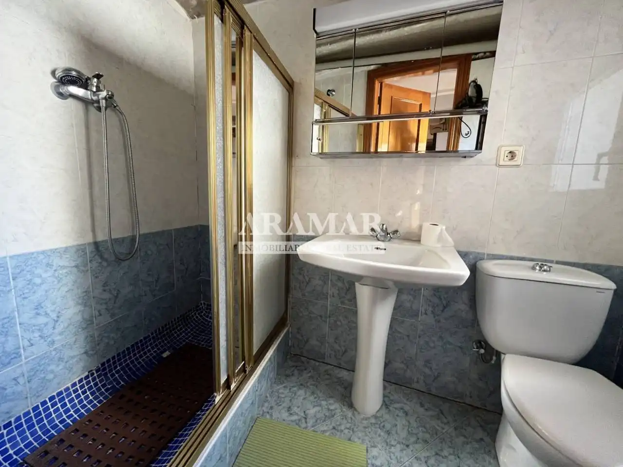 Baño de Casa o chalet en venta en L'Atzúbia con Amueblado