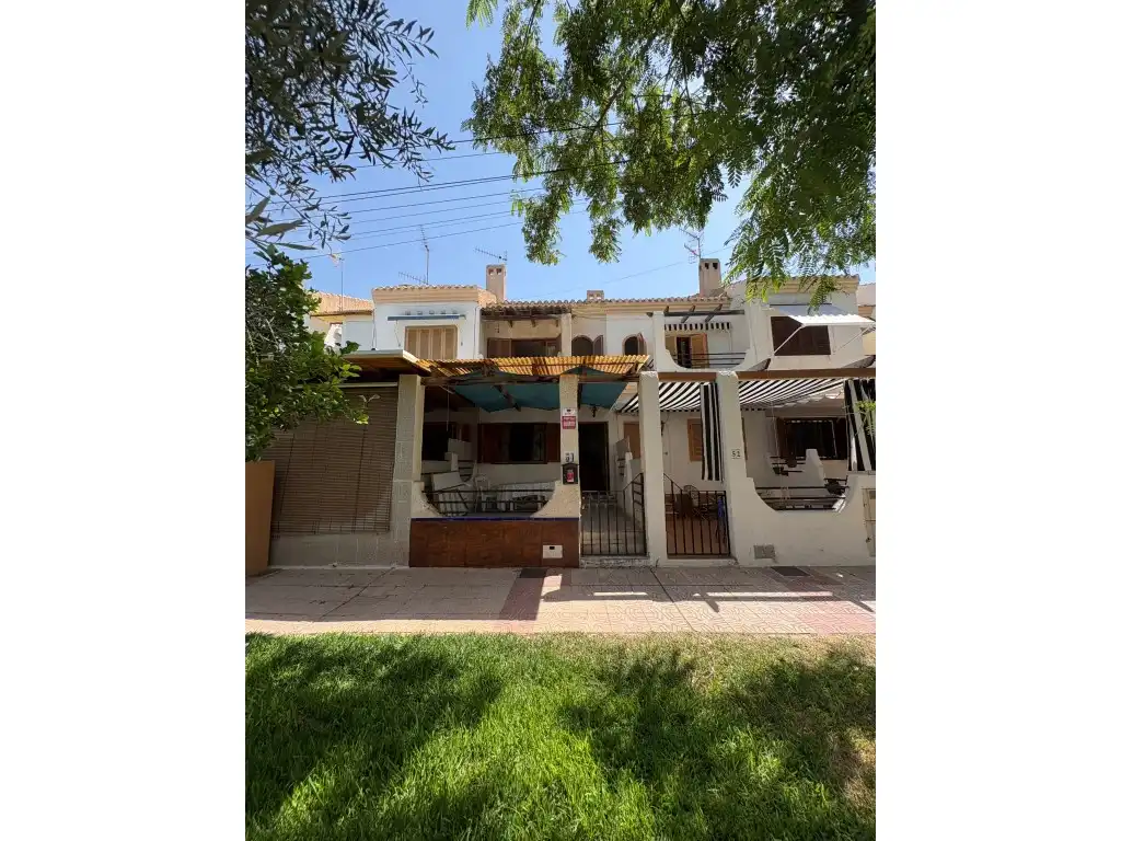 Vista exterior de Dúplex en venta en Mazarrón con Balcón