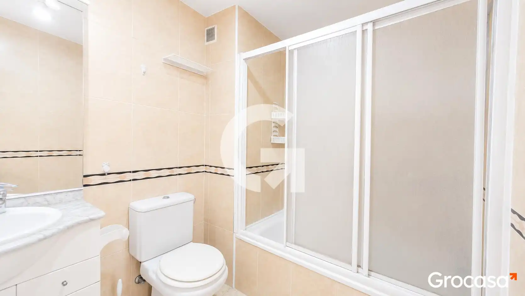 Baño de Piso en venta en Tarragona con Aire acondicionado, Calefacción y Balcón