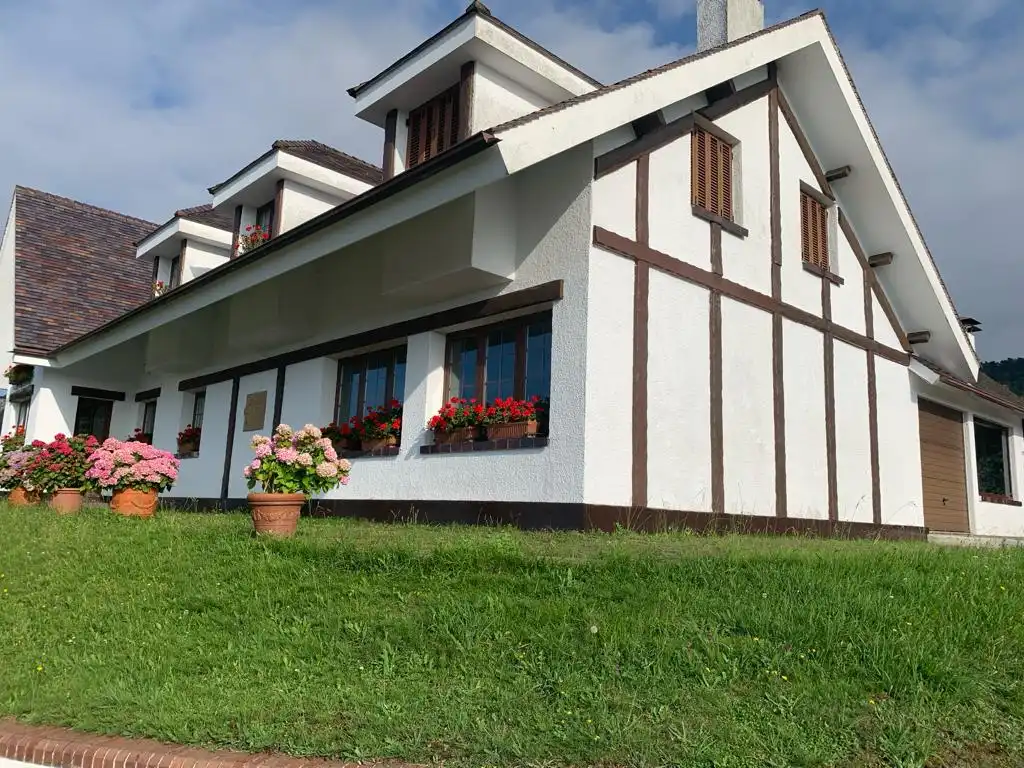 Casa o xalet en venda a Plaza Francisco Perojo Cagigas, Heras - Santiago -San Salvador