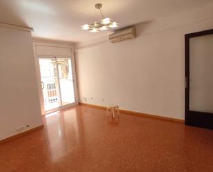 Living room of Flat to rent in  Barcelona Capital  with Air Conditioner and Balcony