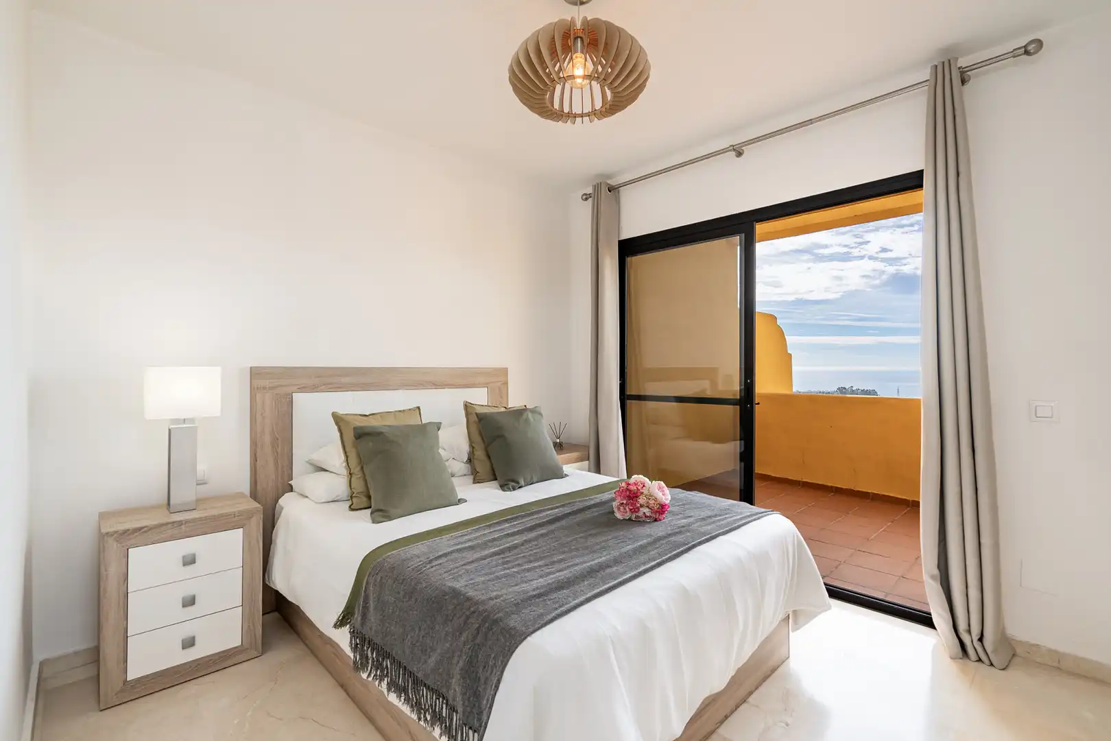 Schlafzimmer von Maisonette zur Miete in Estepona mit Klimaanlage, Heizung und Terrasse
