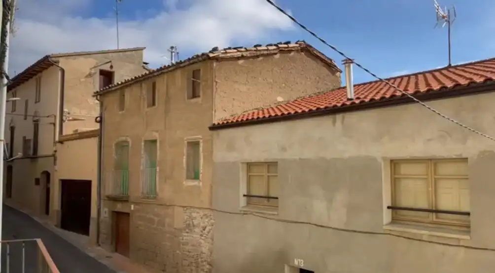 Vista exterior de Casa adosada en venda en Biosca amb Balcó