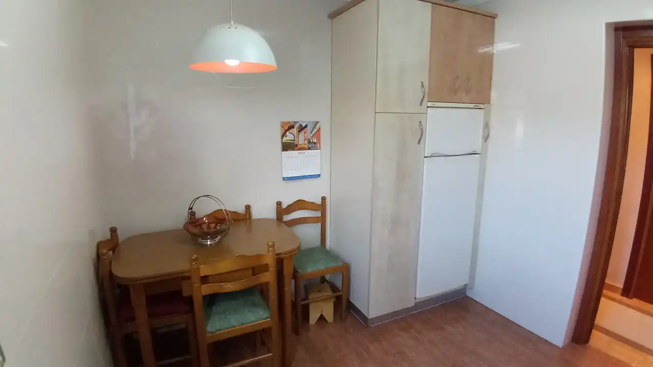 Cocina de Piso en venta en Portugalete con Calefacción, Jardín privado y Terraza