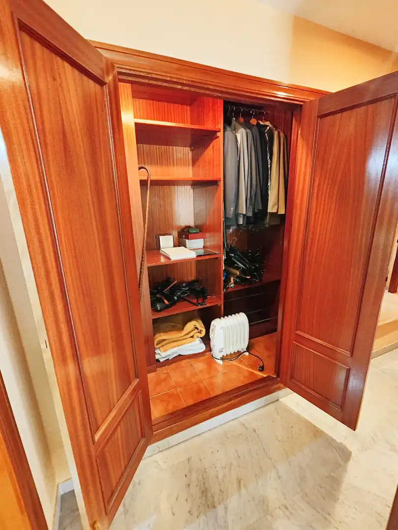 Bedroom of Flat for sale in Sevilla  with Air Conditioner, Terrace and Community pool