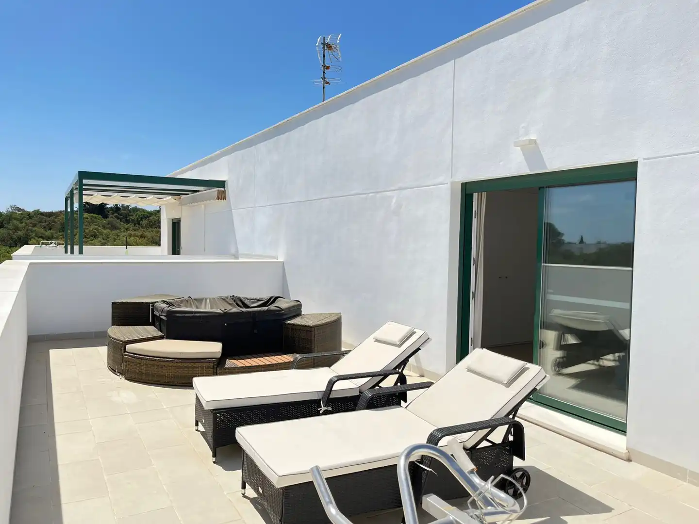 Terrassa de Àtic en venda en Sotogrande amb Aire condicionat, Terrassa i Piscina