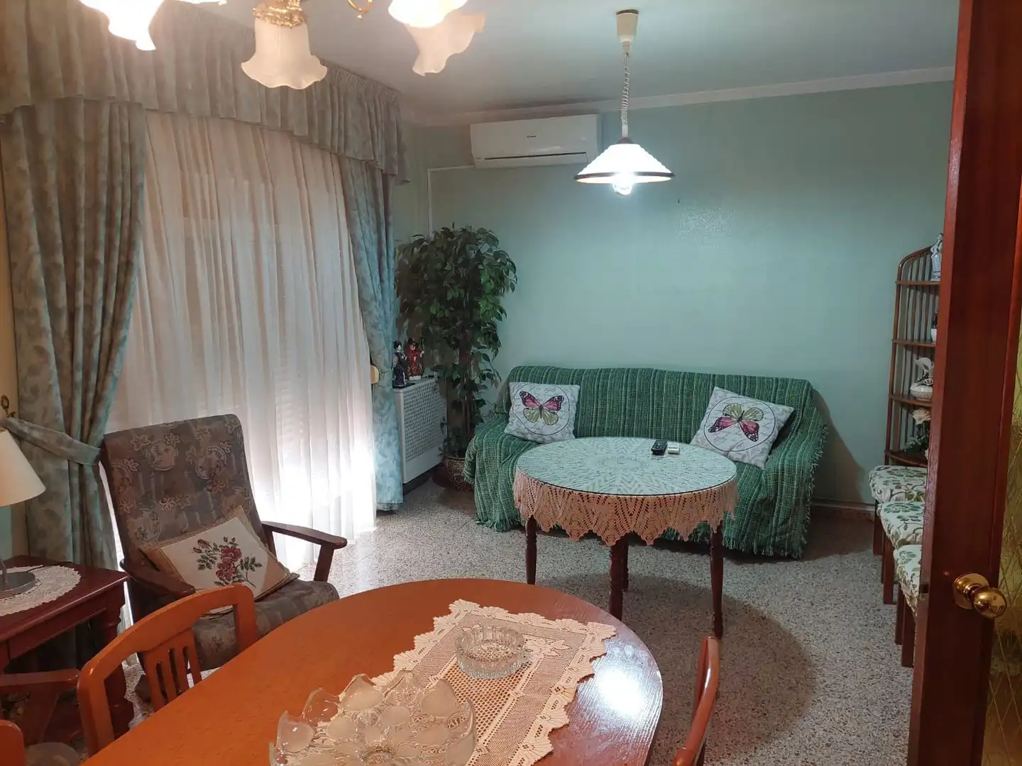 Living room of Flat for sale in Villena  with Furnished