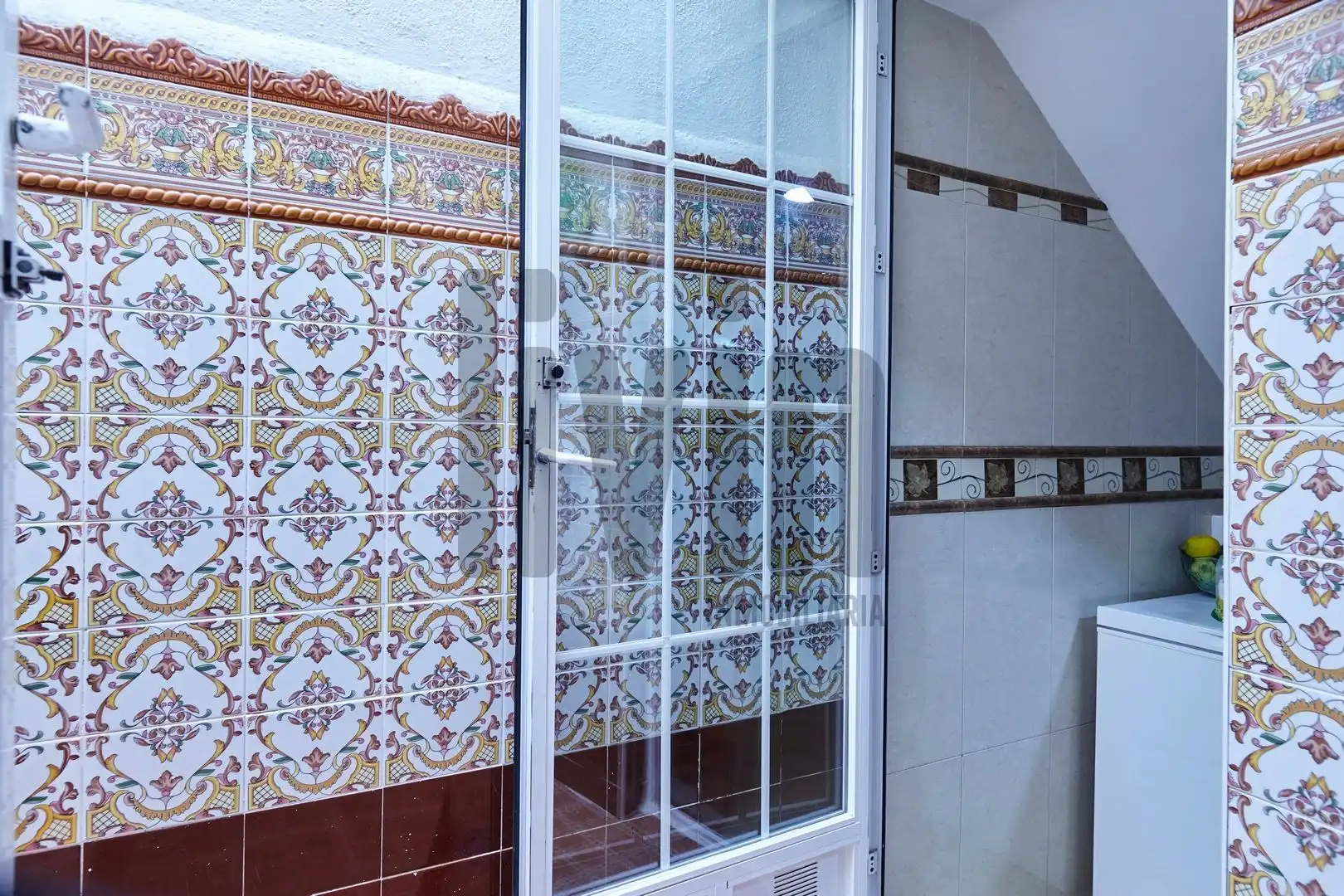 Bany de Casa o xalet en venda en Jaén amb Aire condicionat, Calefacció i Terrassa
