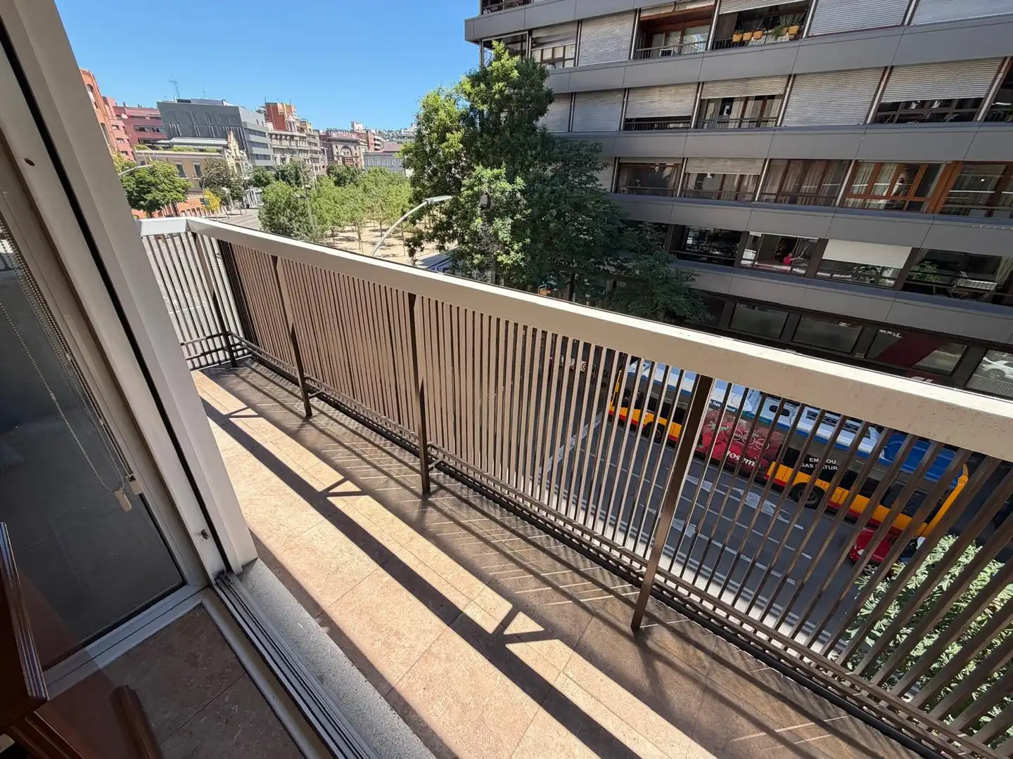 Balcony of Office for rent in Girona  with Air Conditioner and Heating