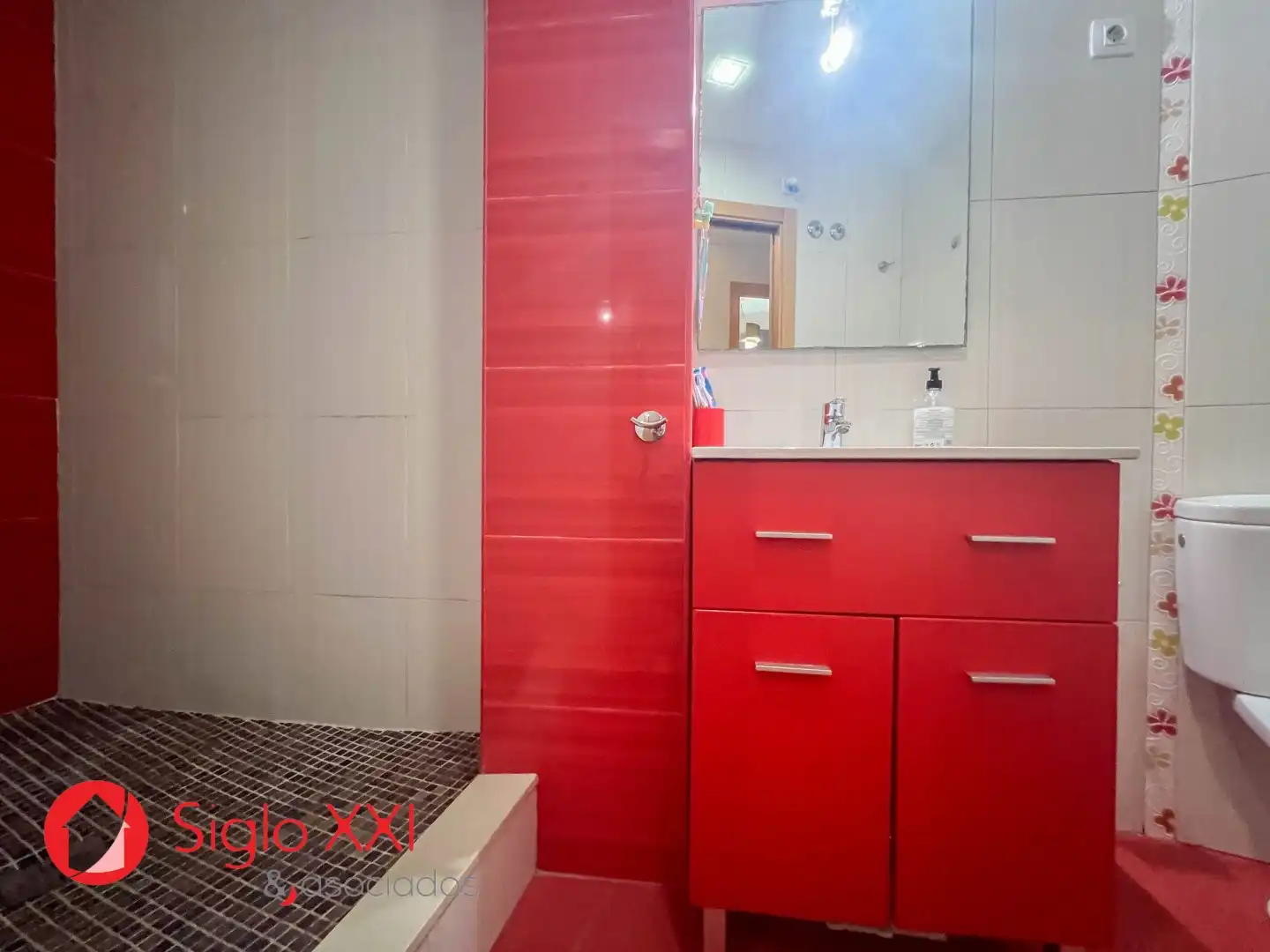Baño de Ático en venta en L'Alcora con Aire acondicionado, Calefacción y Terraza