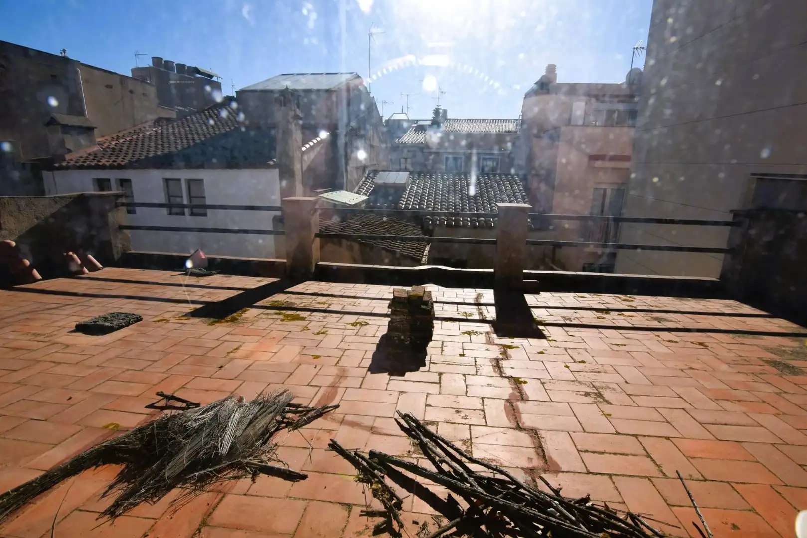 Vista exterior de Casa o xalet en venda en Mataró amb Jardí privat, Terrassa i Traster
