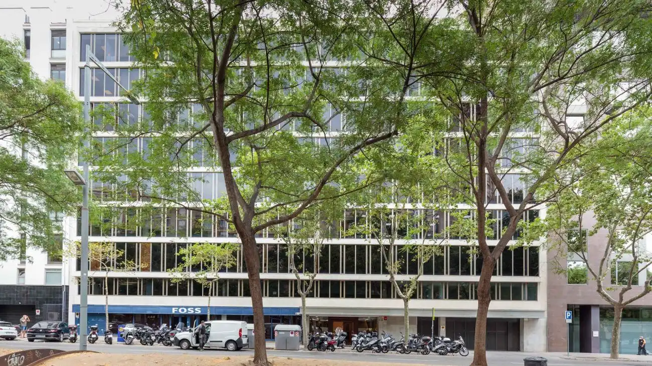 Exterior view of Office for rent in Barcelona  with Air Conditioner