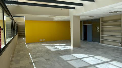 Foto 4 von Gebaude zur Miete in Calle Juventud, Pisa, Mairena del Aljarafe