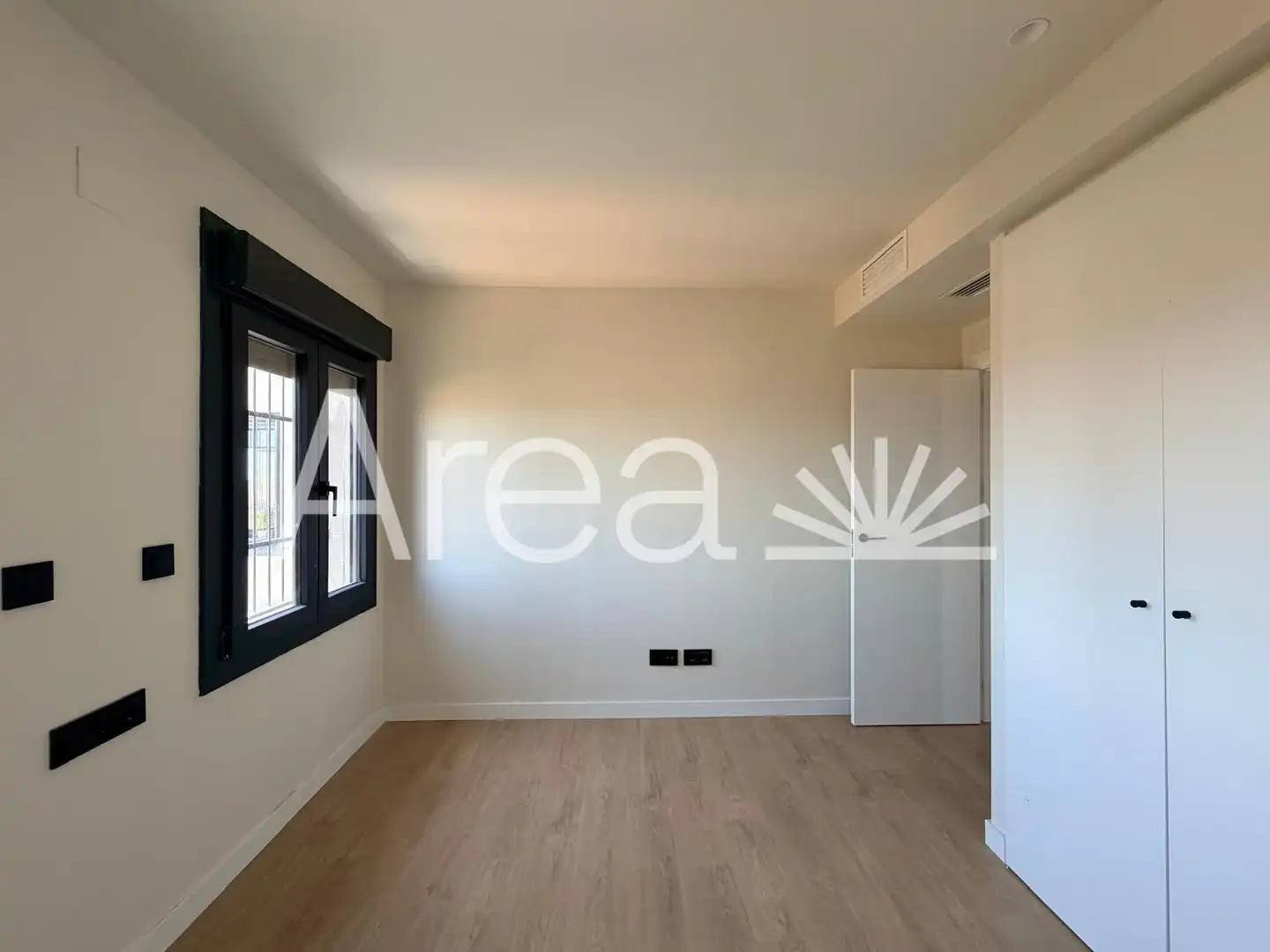 Dormitori de Àtic en venda en Mataró amb Aire condicionat, Calefacció i Parquet