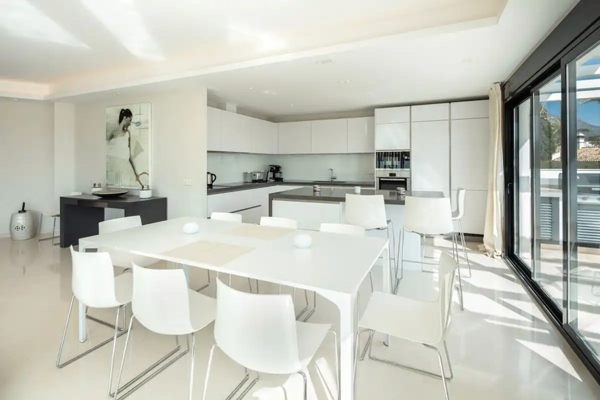 Cocina de Casa o chalet en venta en Marbella con Aire acondicionado, Parquet y Terraza