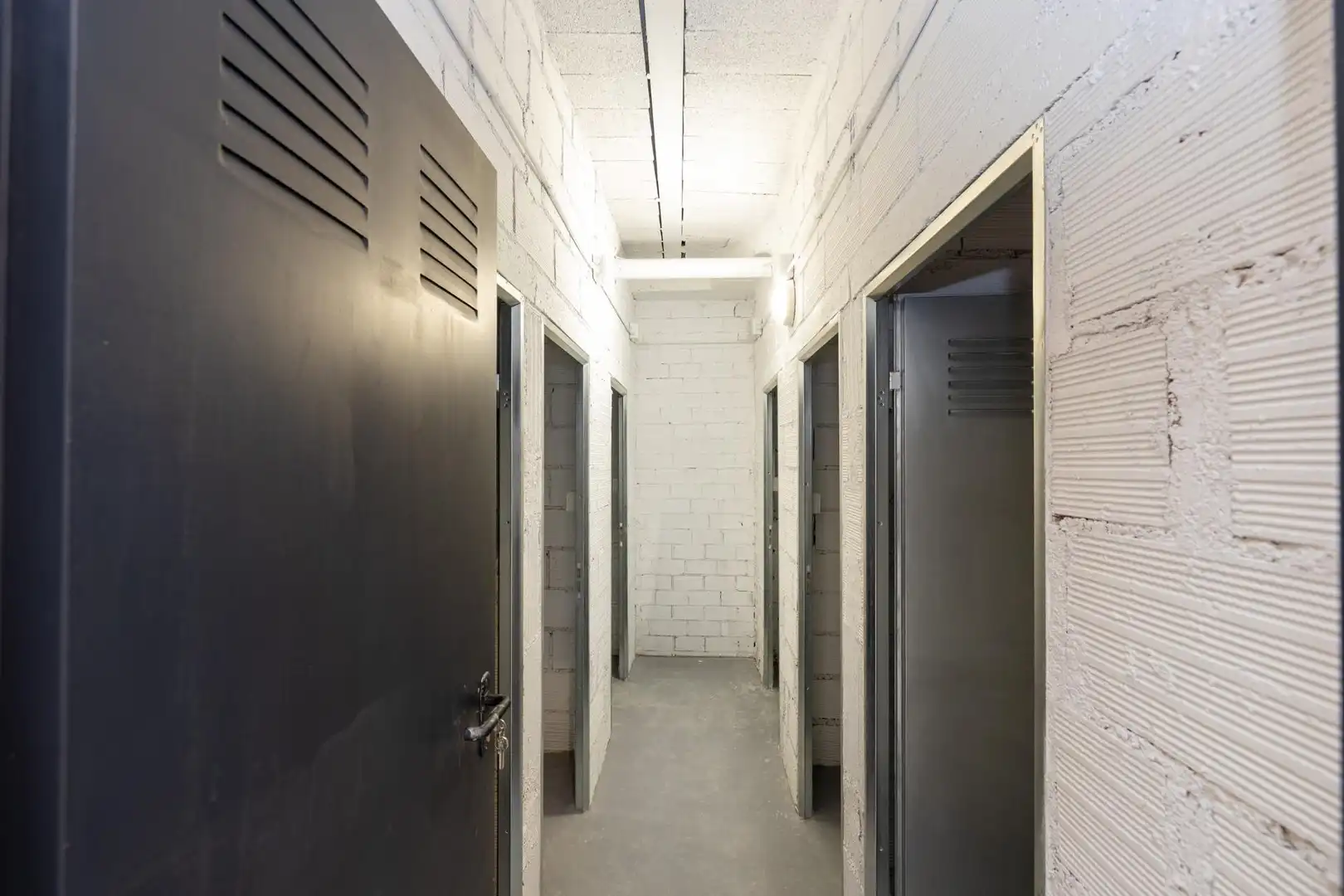 Storage room for sale in Granada