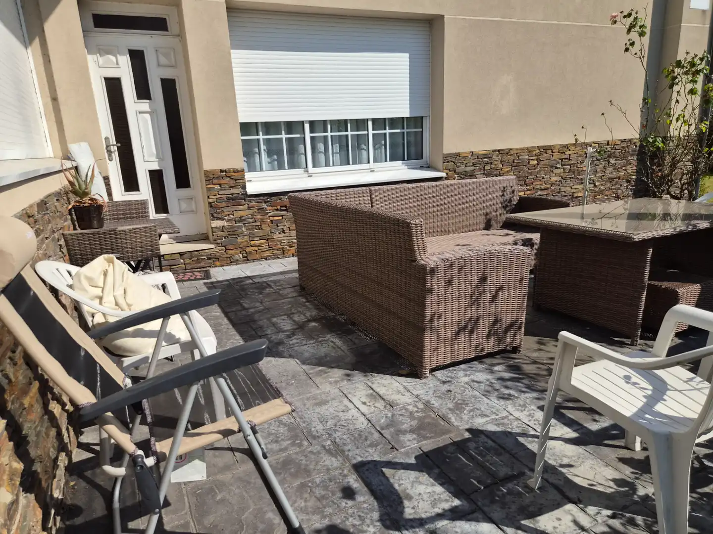 Terraza de Casa o chalet en venta en Oleiros con Calefacción, Jardín privado y Parquet