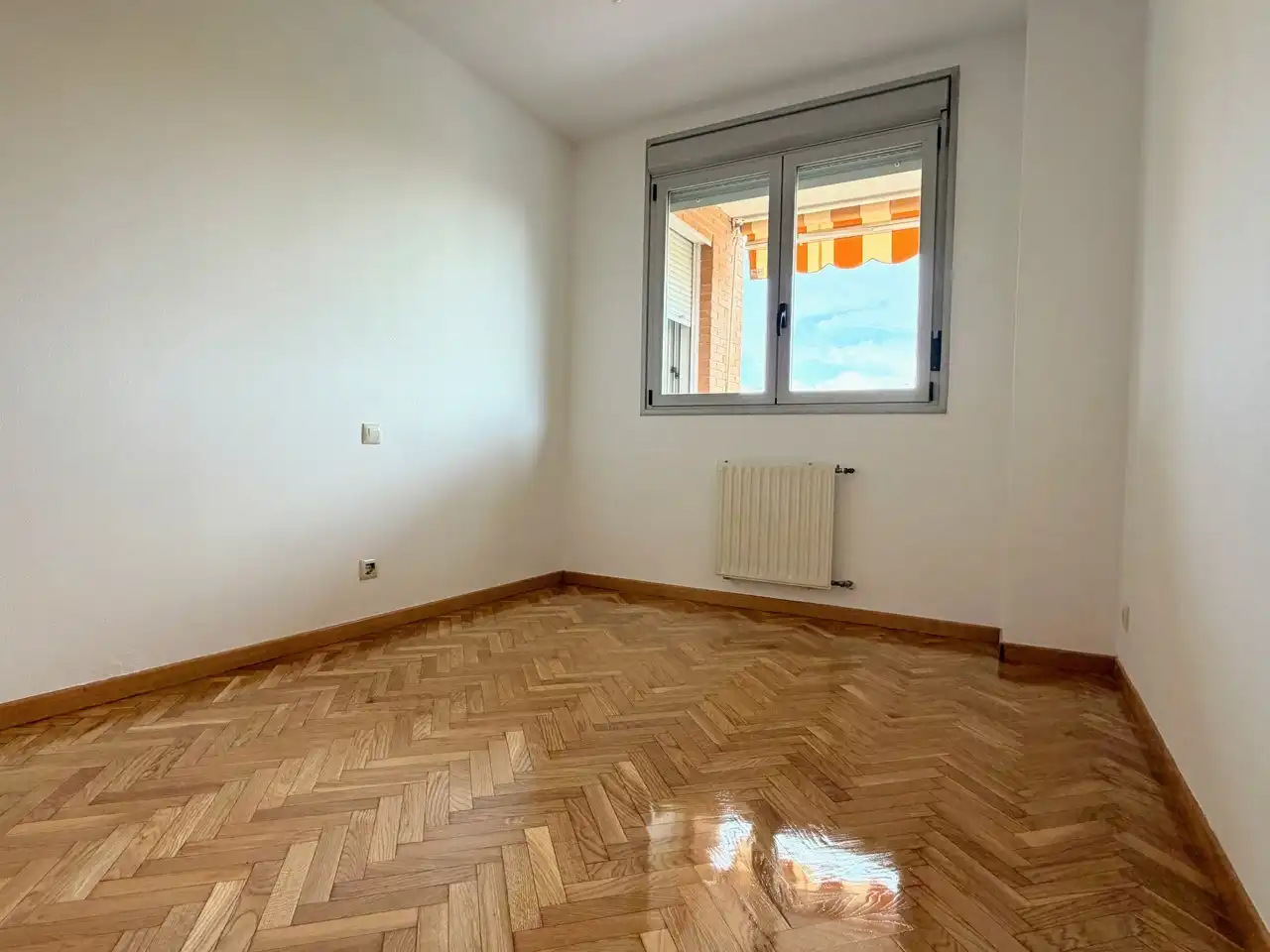 Bedroom of Flat for rent in Boadilla del Monte  with Heating, Parquet flooring and Terrace