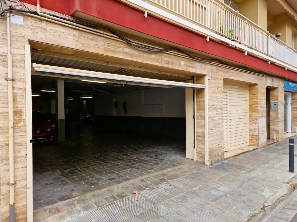 Parking of Garage for rent in Castelldefels