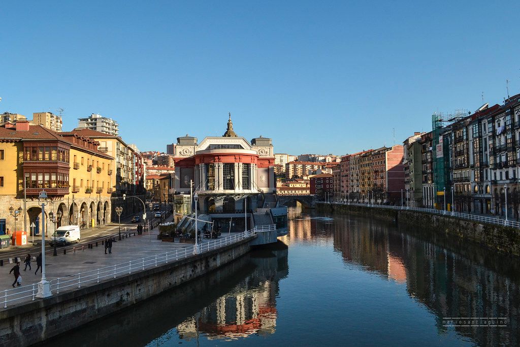 Vista exterior de Local en venta en Bilbao  con Aire acondicionado, Calefacción y Amueblado