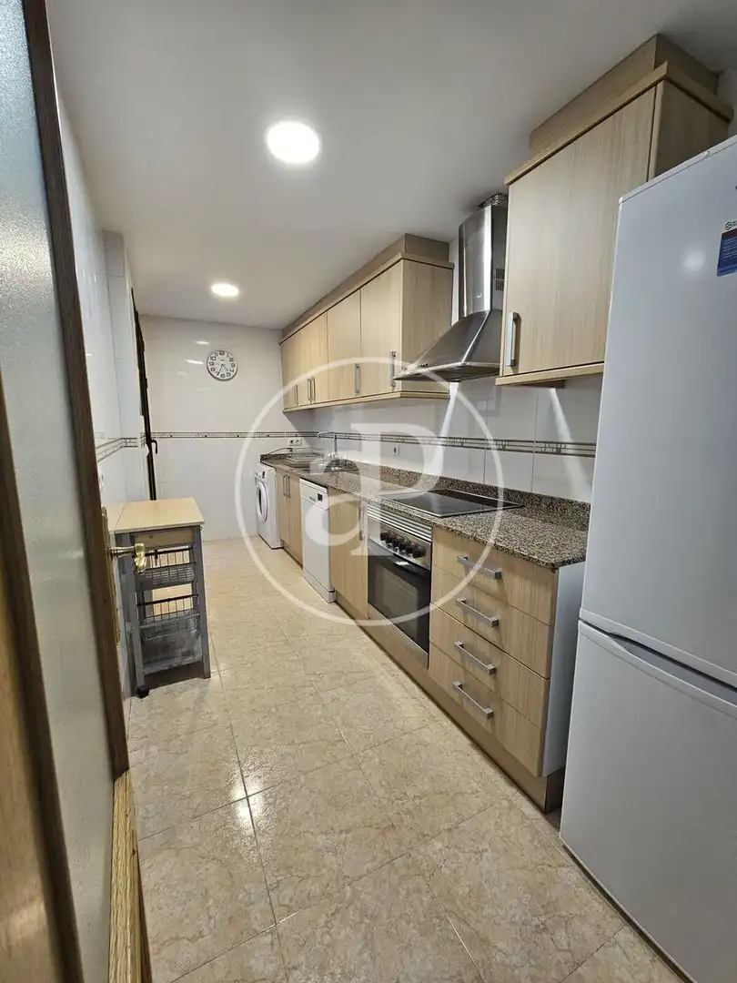 Cocina de Piso de alquiler en Sagunto / Sagunt con Amueblado, Balcón y Piscina comunitaria