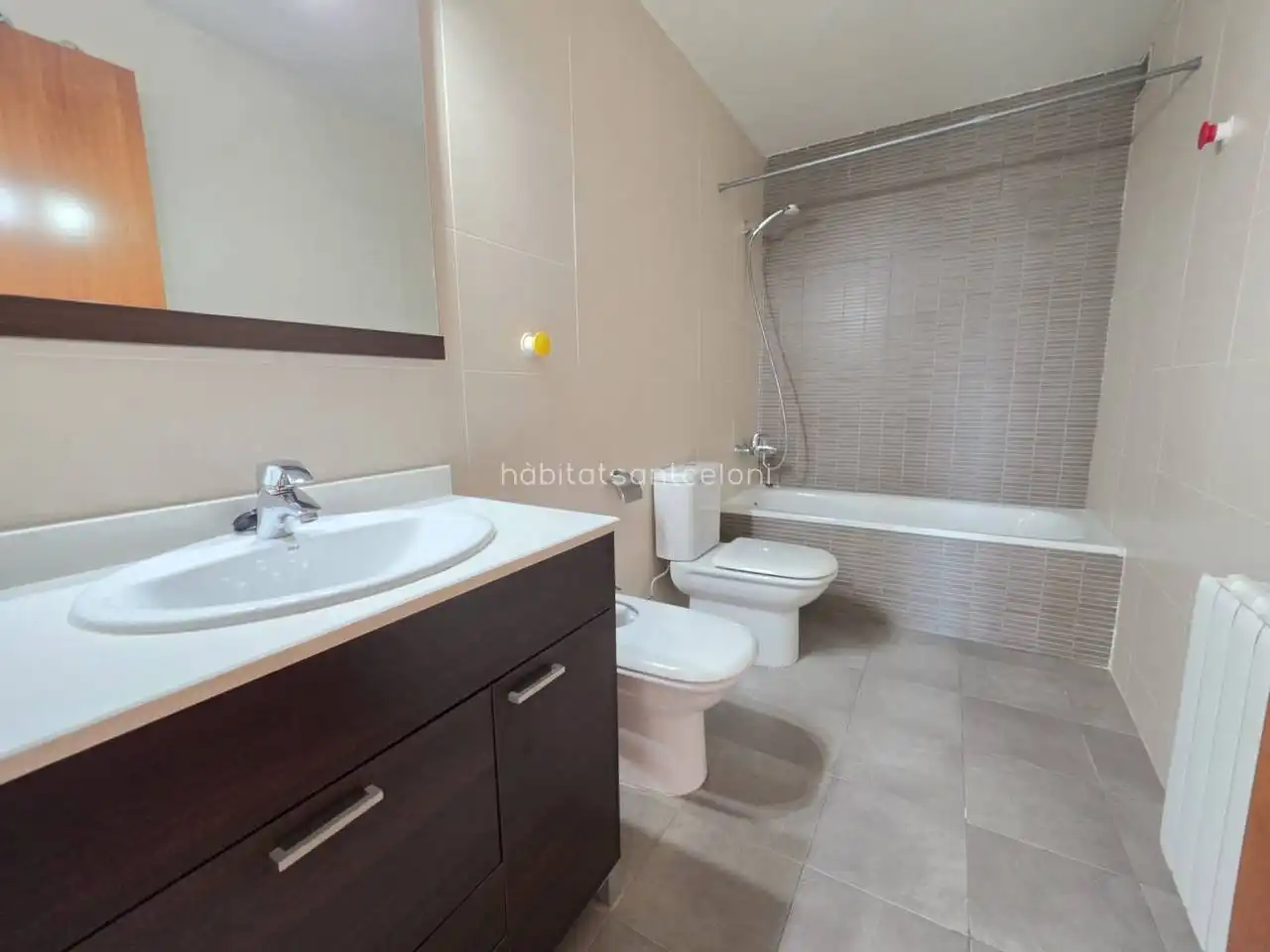 Badezimmer von Maisonette zum Verkauf in Sant Celoni mit Heizung, Terrasse und Abstellraum