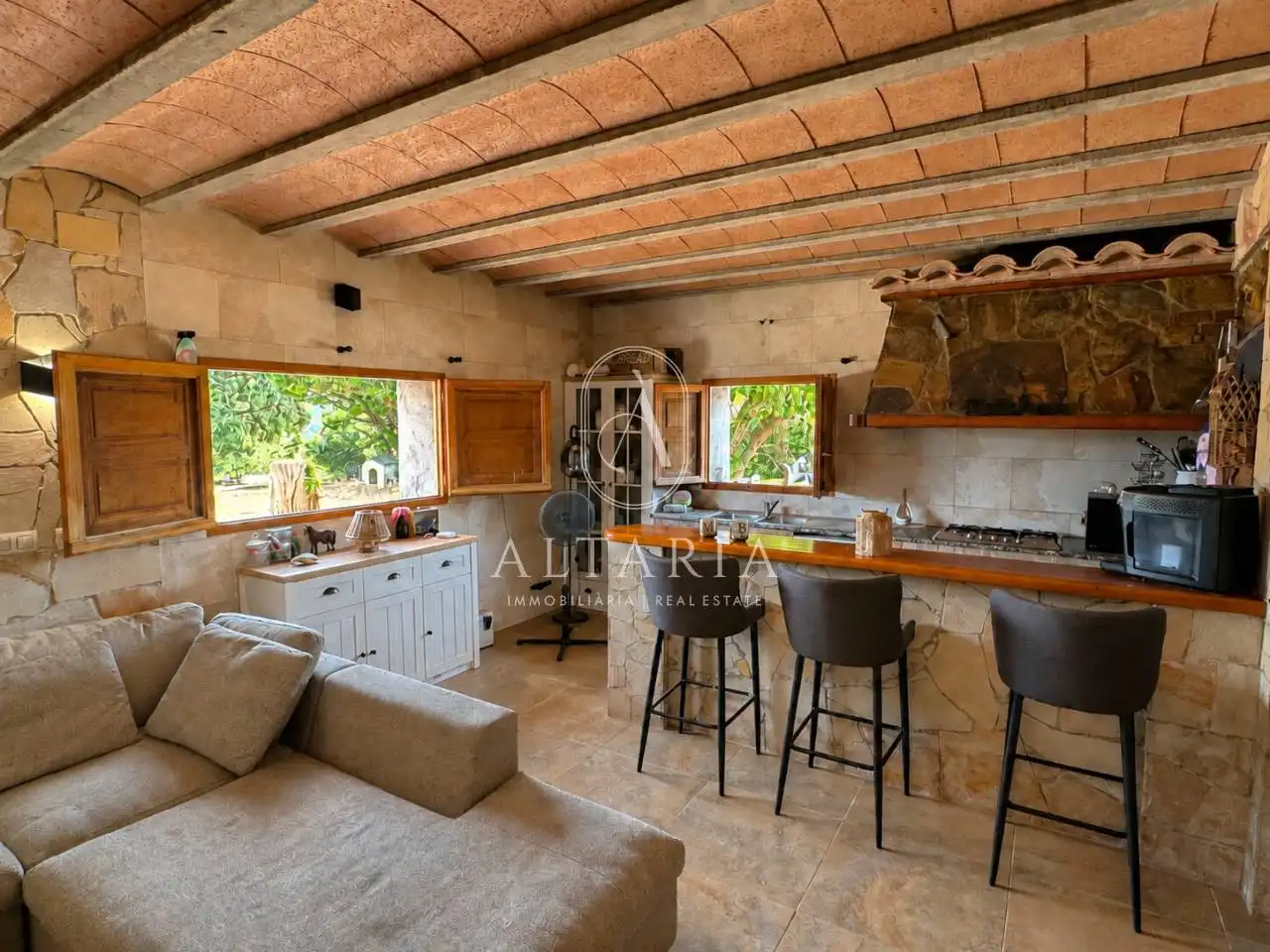 Casa amb piscina en venda a Poligono Sant Pere