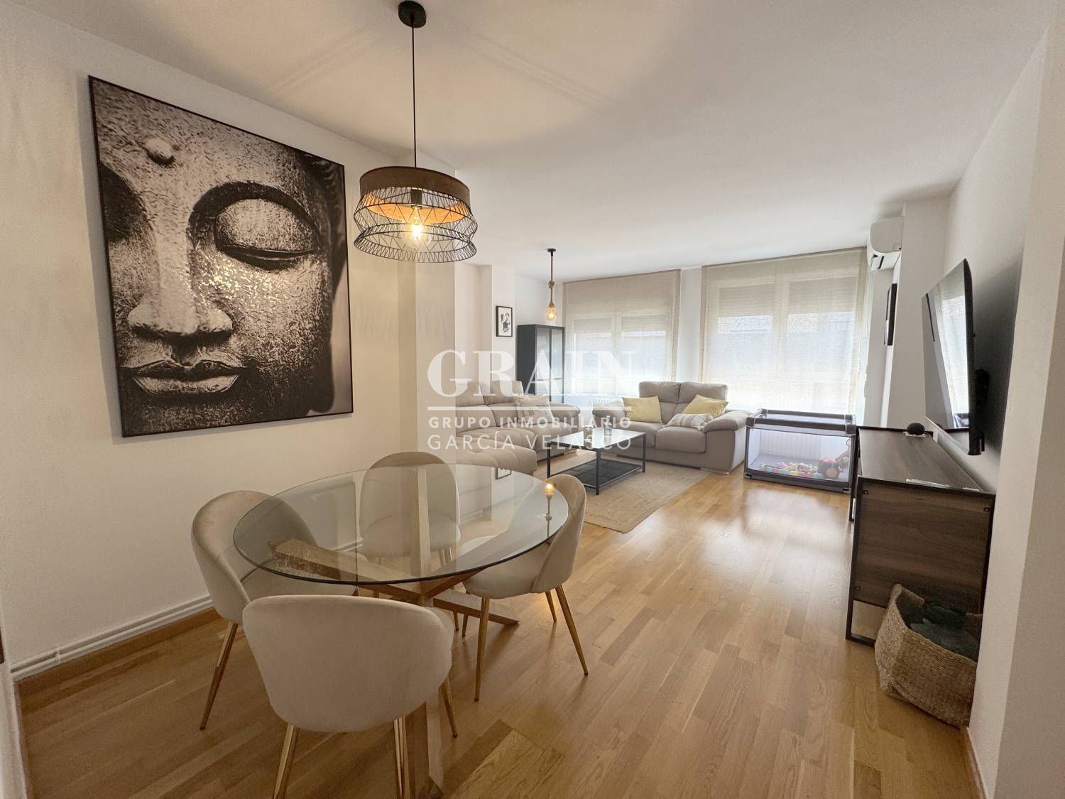 Exterior view of Apartment for sale in  Albacete Capital  with Air Conditioner, Heating and Parquet flooring