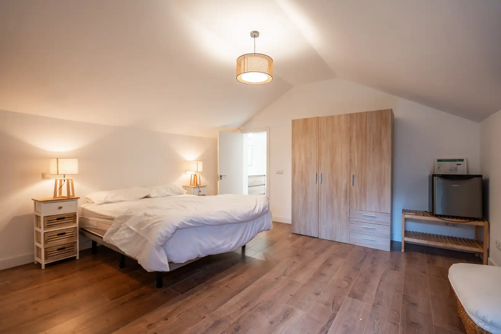 Habitación de Finca rústica en venta en Guadarrama con Aire acondicionado, Calefacción y Jardín privado