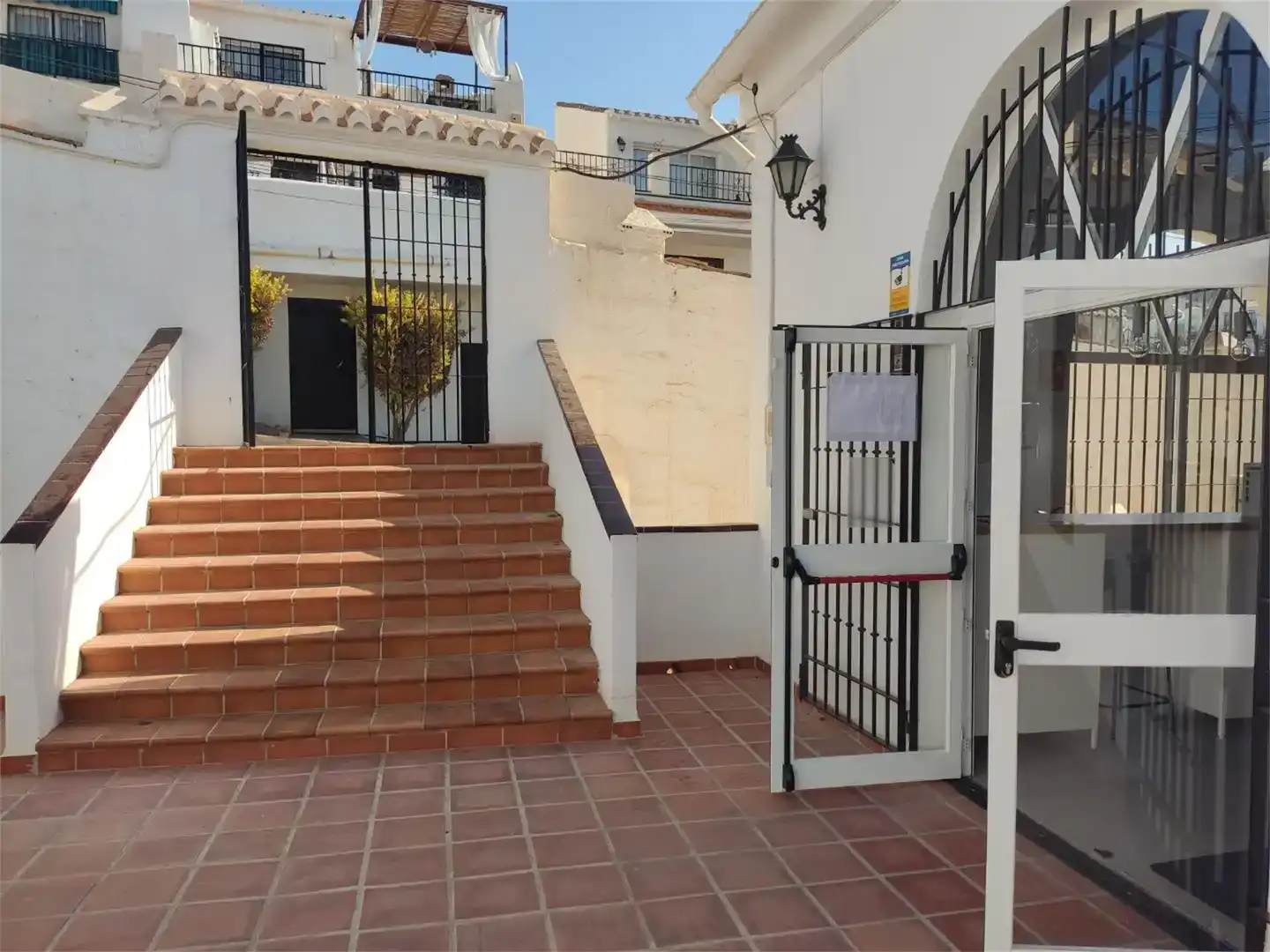 Fabrikhallen zur Miete in Nerja