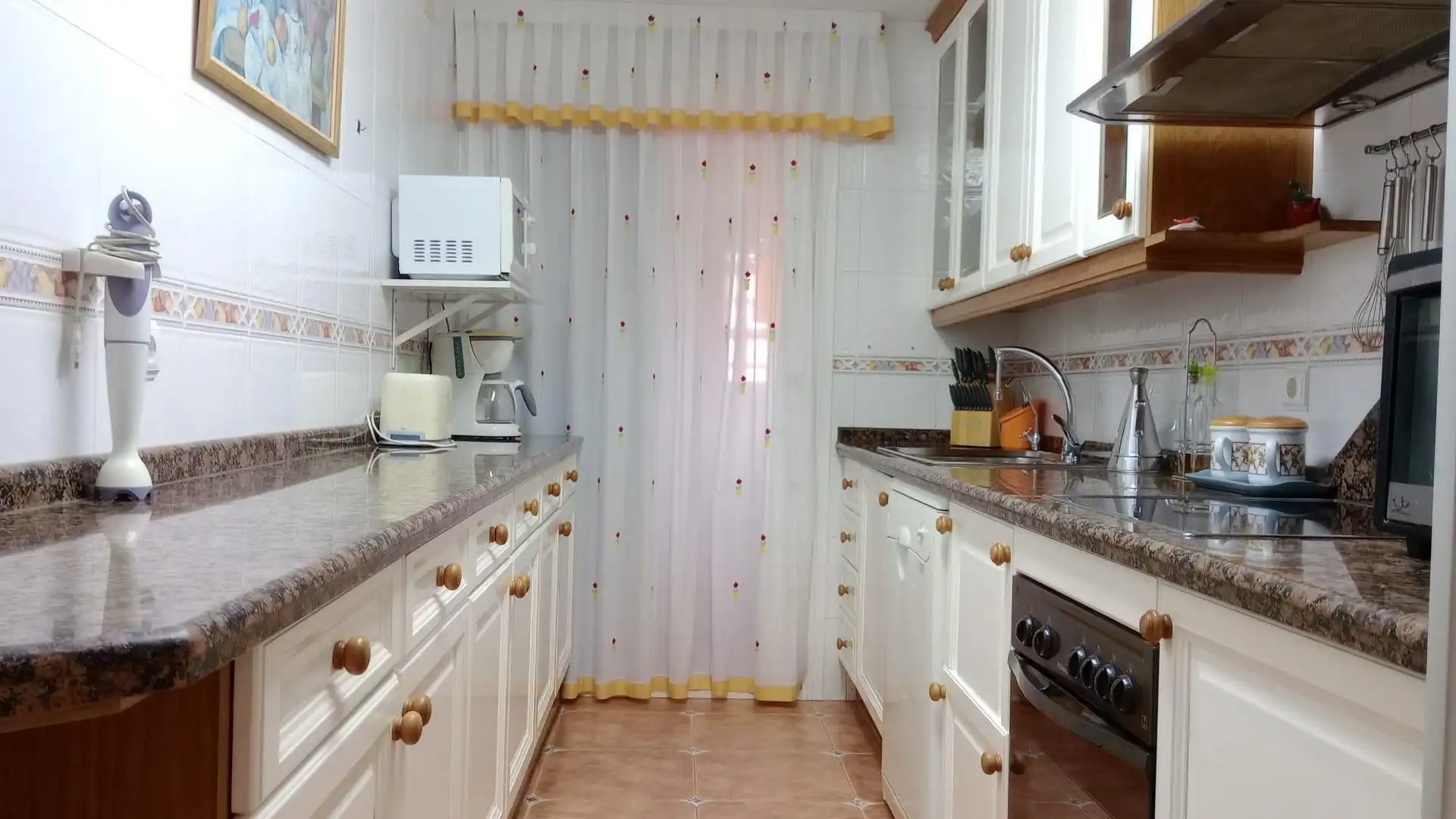 Cocina de Piso en venta en Benidorm con Aire acondicionado, Calefacción y Jardín privado