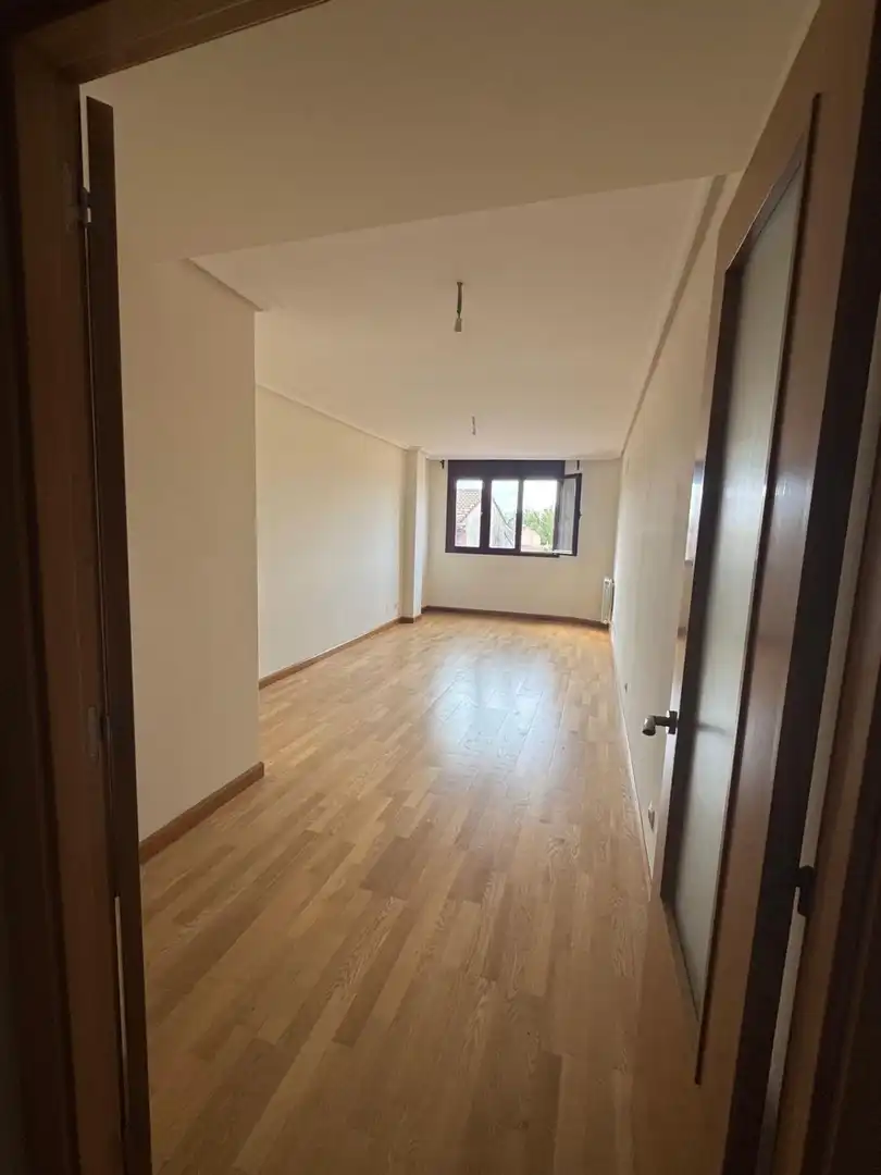 Living room of Flat for sale in Alberite  with Heating, Parquet flooring and Storage room