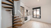 Bedroom of Flat for sale in  Madrid Capital  with Air Conditioner and Heating