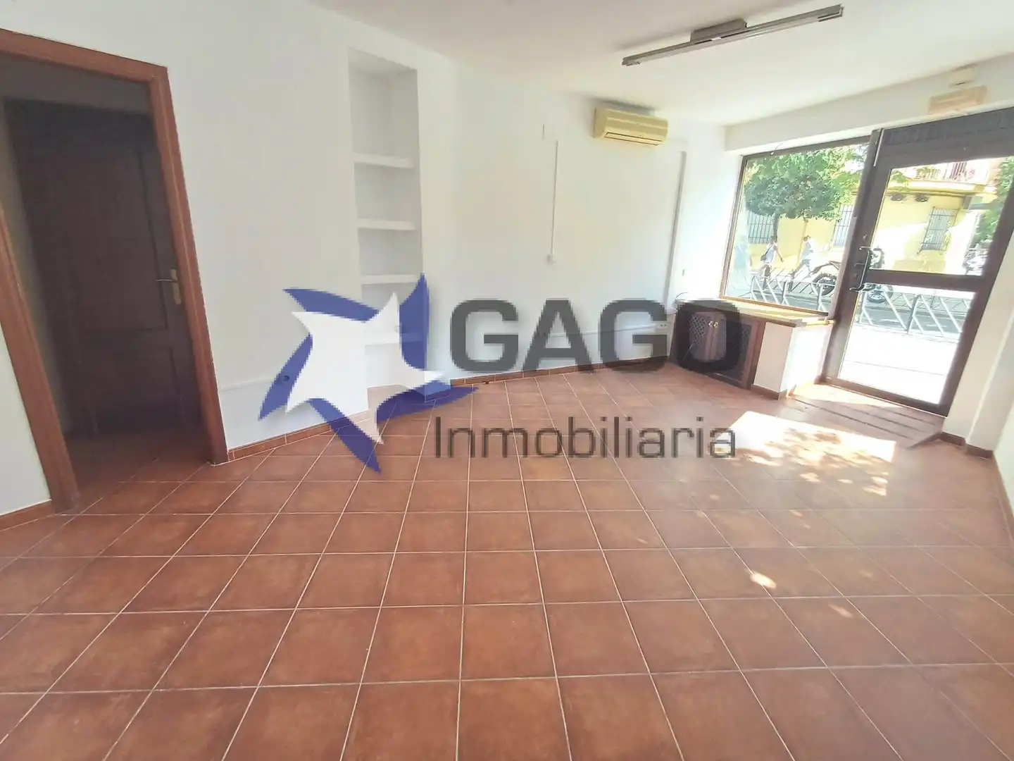Local comercial de lloguer a Poniente-Sur, imagen 3