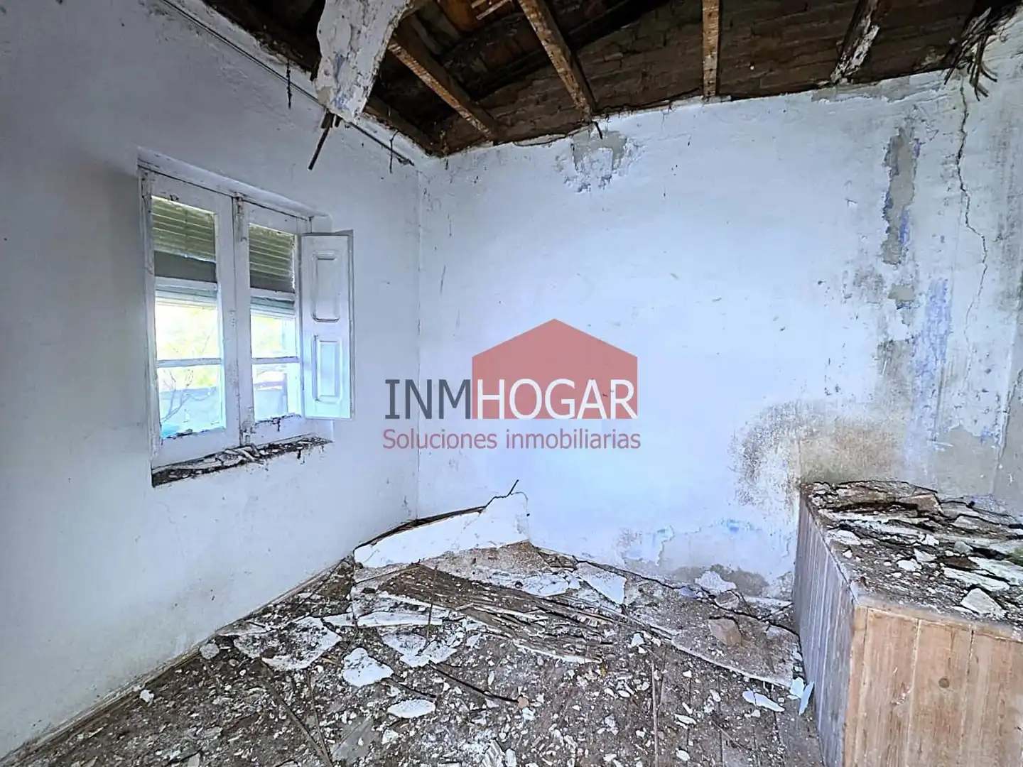 Sala d'estar de Casa o xalet en venda en Ávila amb Jardí privat, Terrassa i Balcó