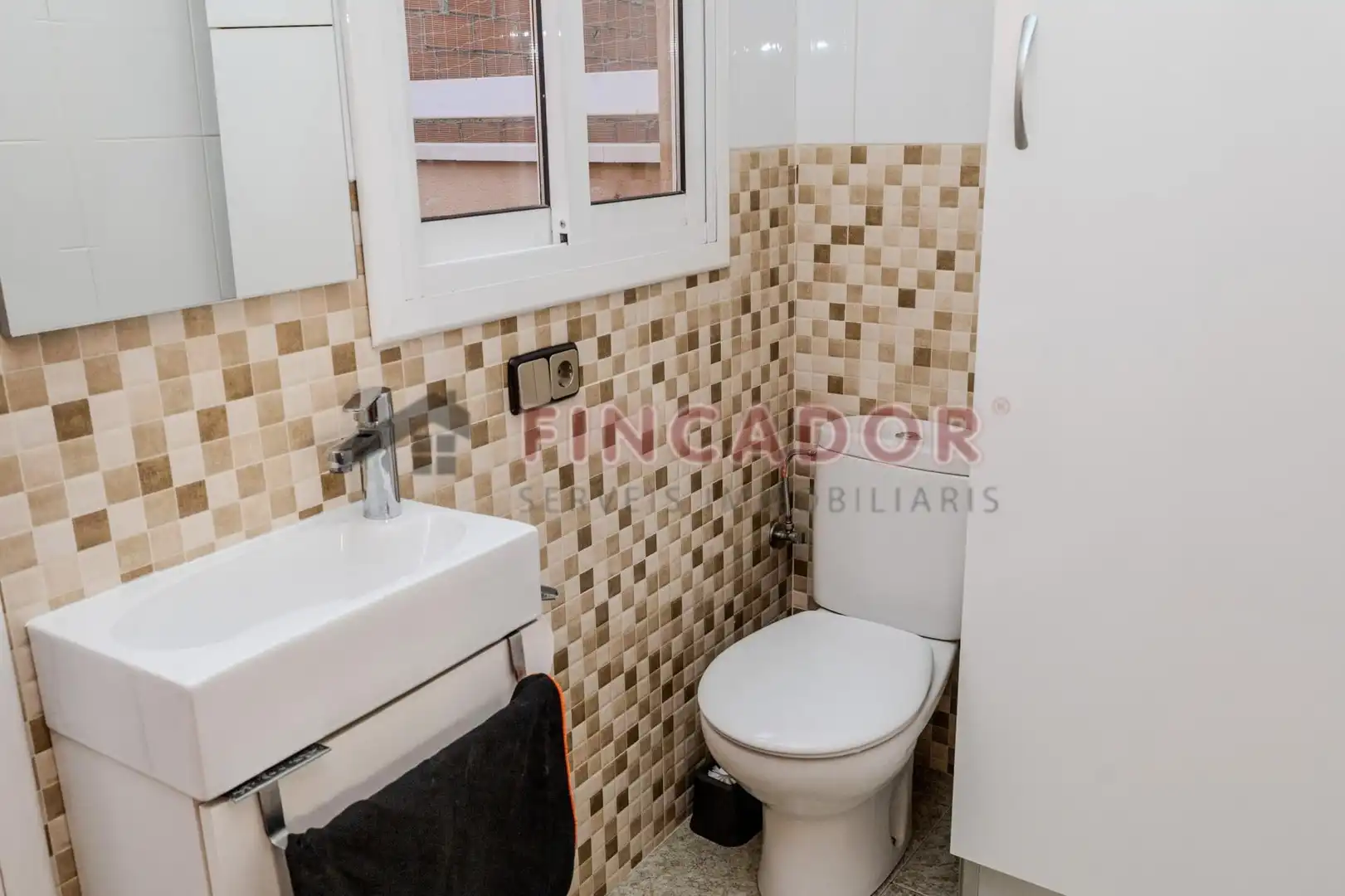 Detached homes for sale in Carrer de Gravina, Llefià