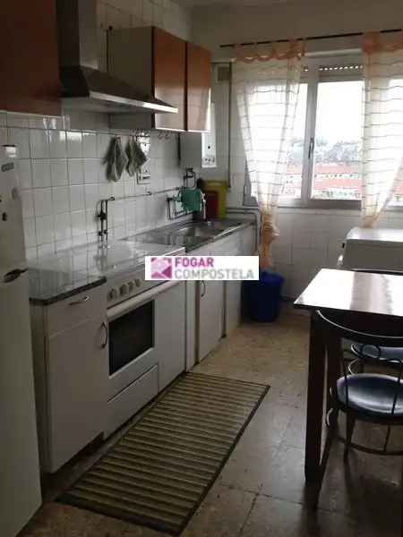 Kitchen of Flat for rent in Santiago de Compostela   with Furnished