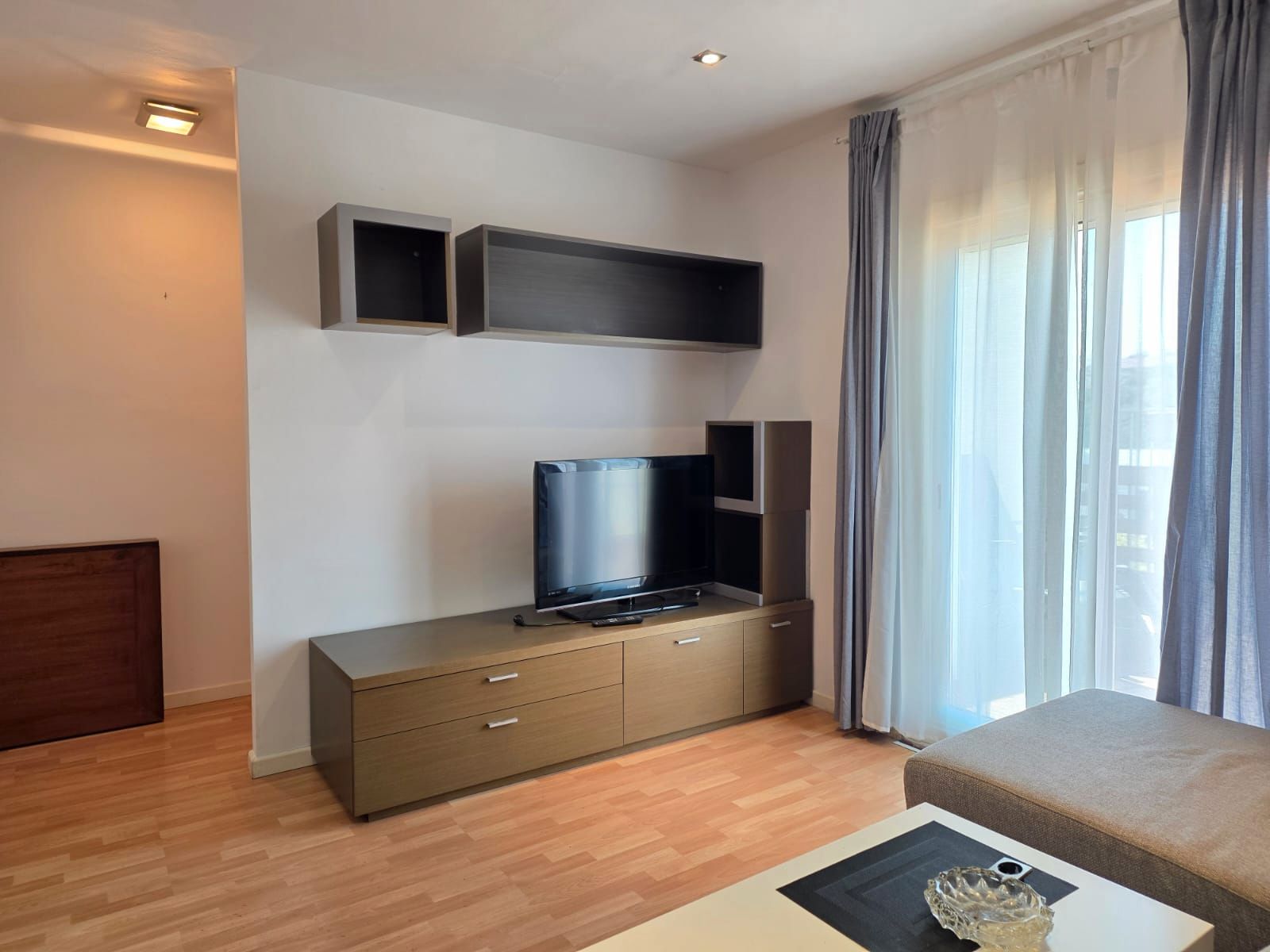 Living room of Attic for sale in Cerdanyola del Vallès  with Air Conditioner, Heating and Parquet flooring