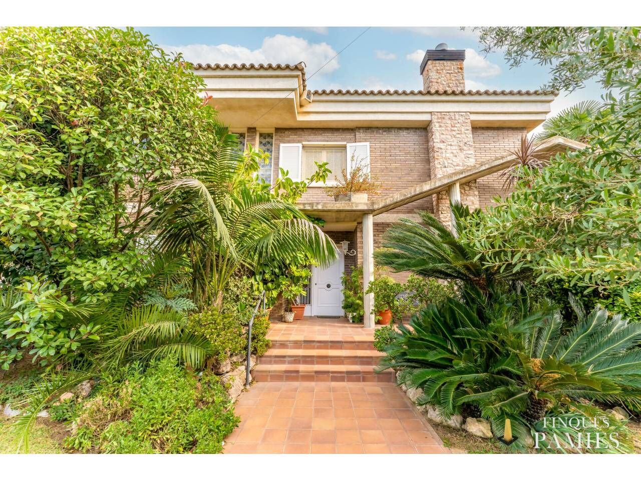 Vista exterior de Casa o xalet en venda en Reus amb Calefacció, Jardí privat i Terrassa