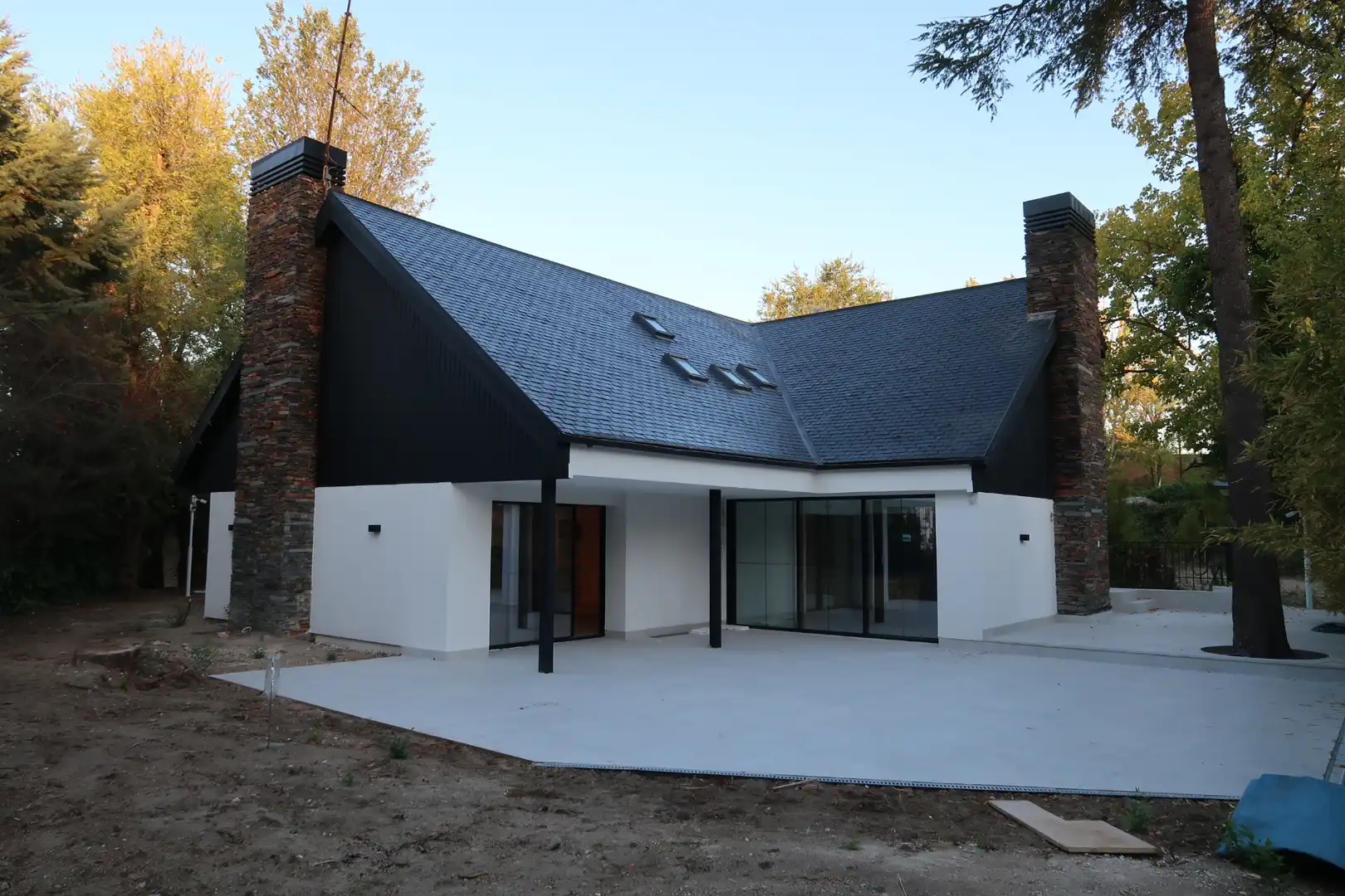 Vista exterior de Casa o chalet en venta en Moncloa - Aravaca