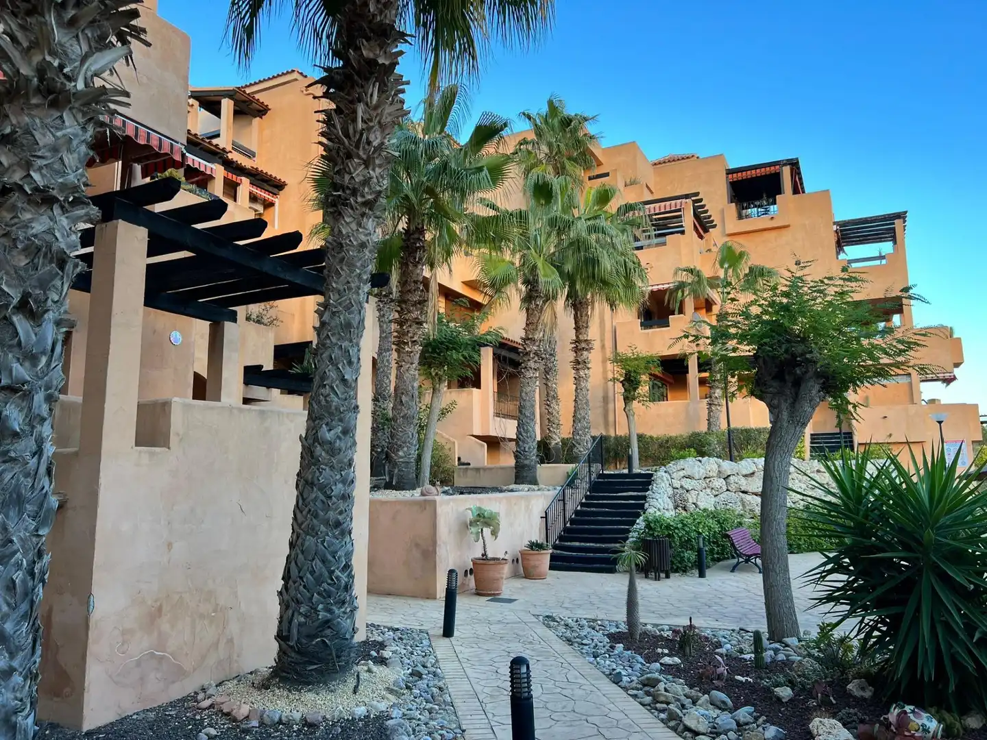 Casa o xalet en venda a Calle Calle Gigantes y Cabezudos, Villamartín - Las Filipinas