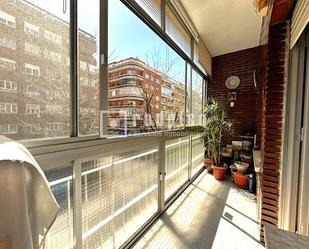 Vista exterior de Pis en venda en  Madrid Capital amb Calefacció i Terrassa