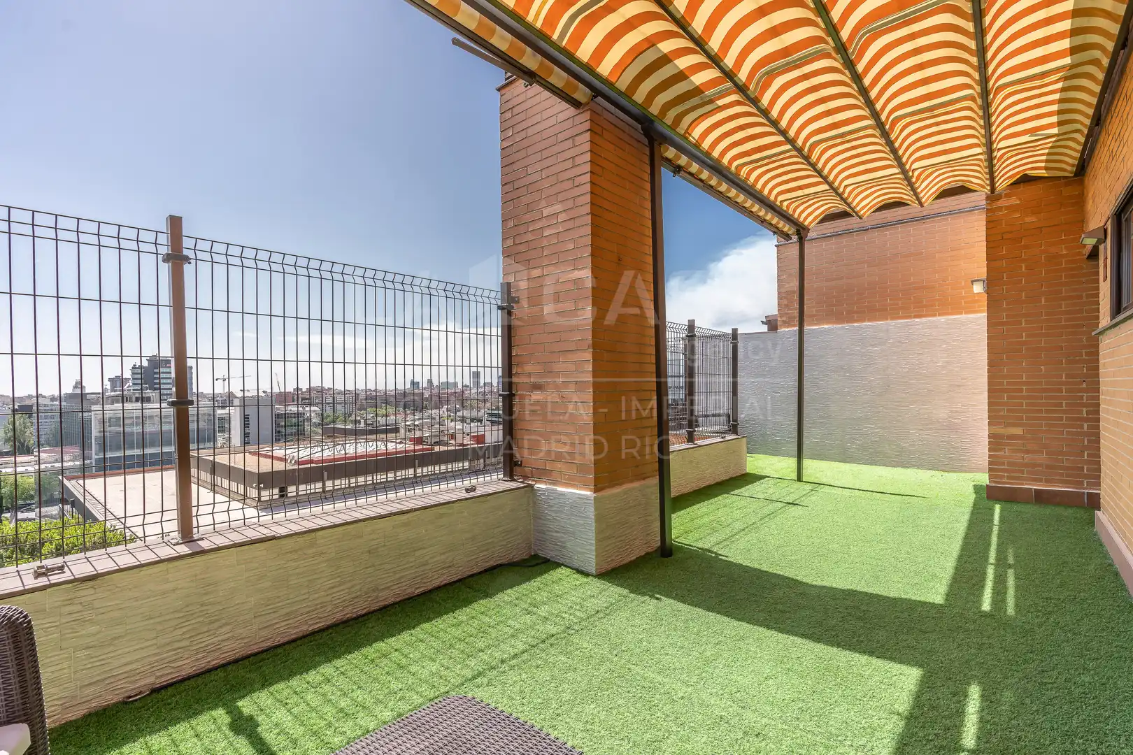 Terrassa de Dúplex en venda en Ciudad Lineal