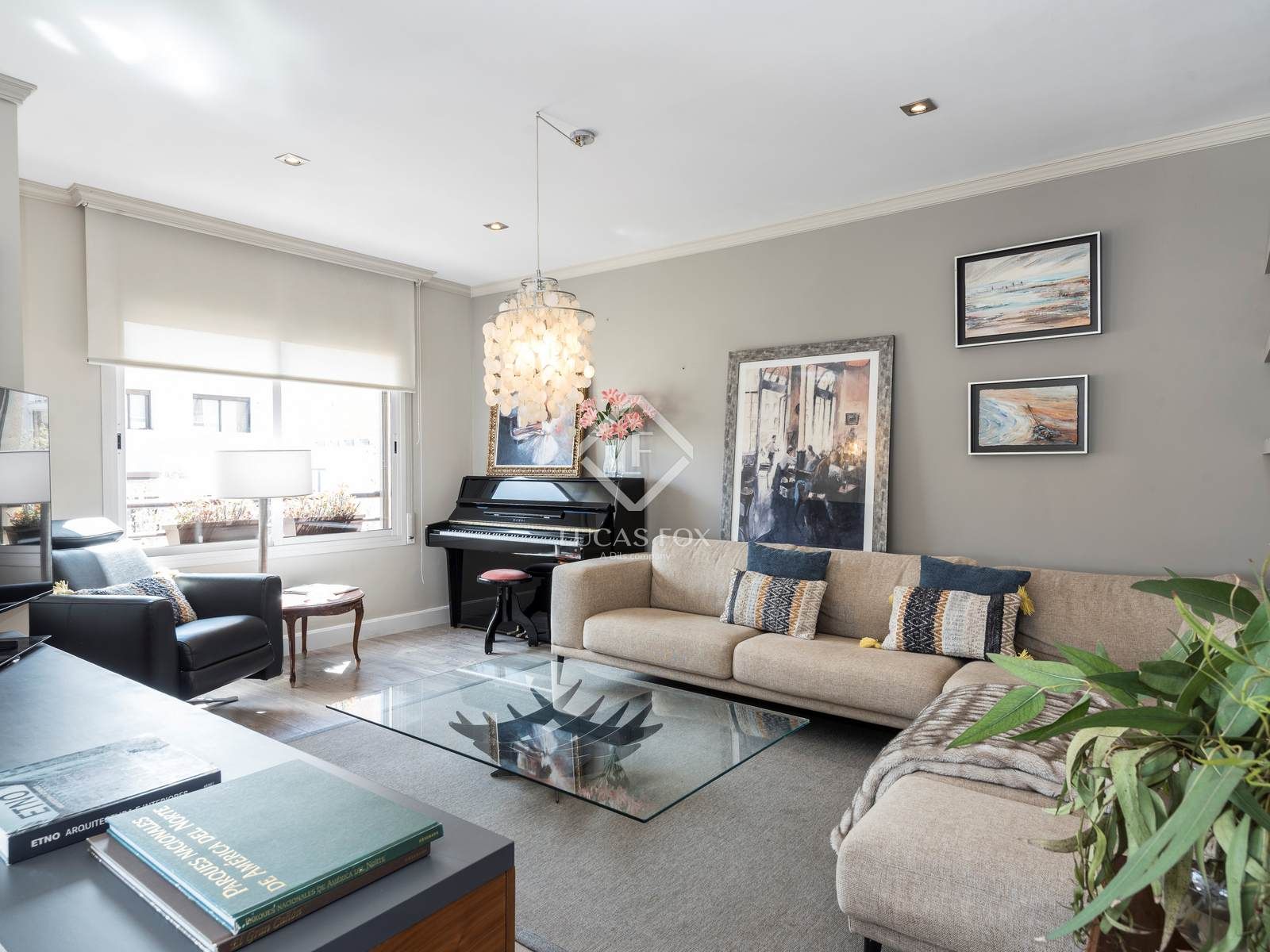 Living room of Flat for sale in Vilanova i la Geltrú  with Air Conditioner, Heating and Terrace