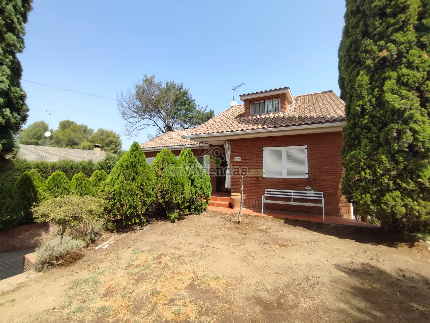 Vista exterior de Casa o xalet en venda en Esparreguera amb Aire condicionat, Calefacció i Jardí privat
