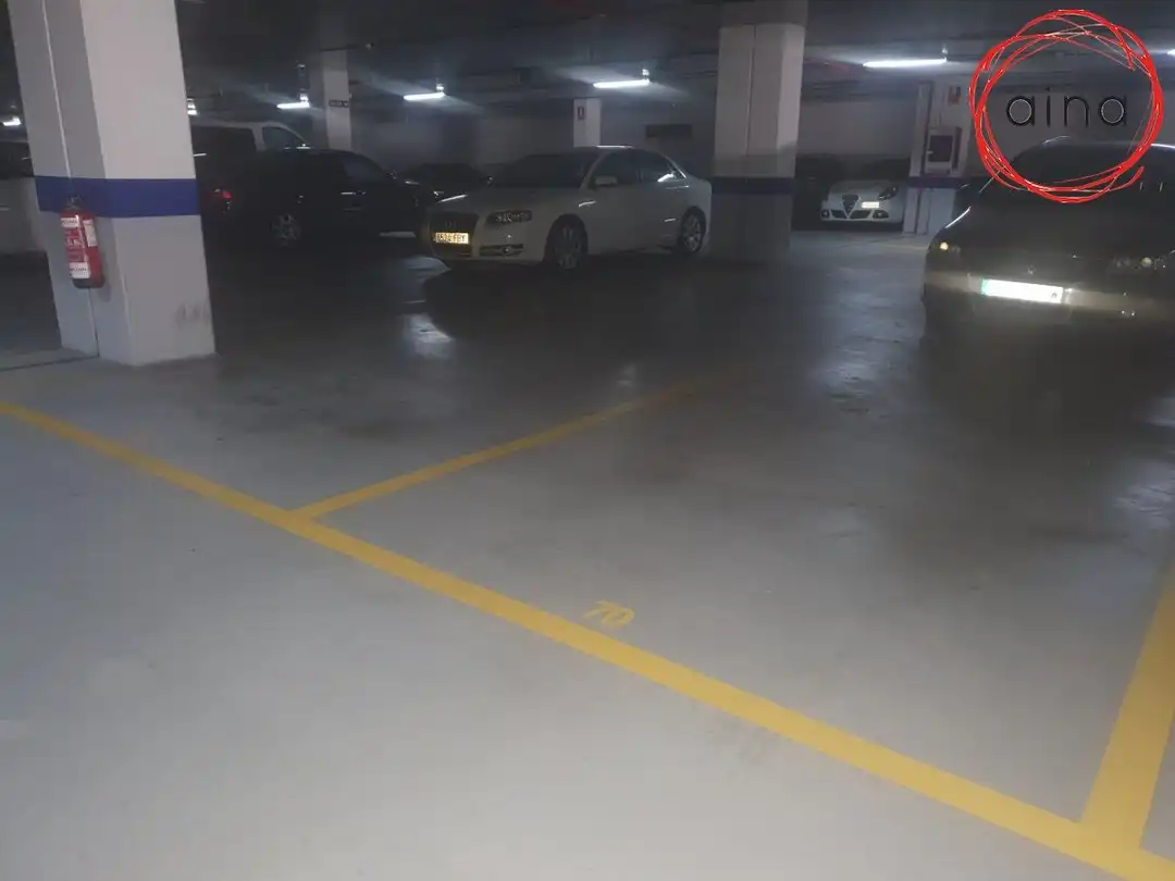 Parking for sale in San Juan