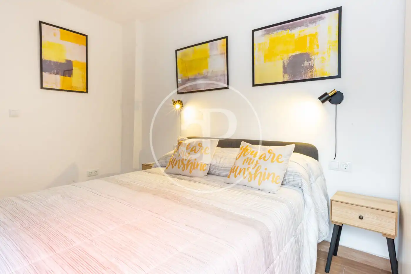 Bedroom of Flat for sale in Valencia  with Heating, Terrace and Furnished