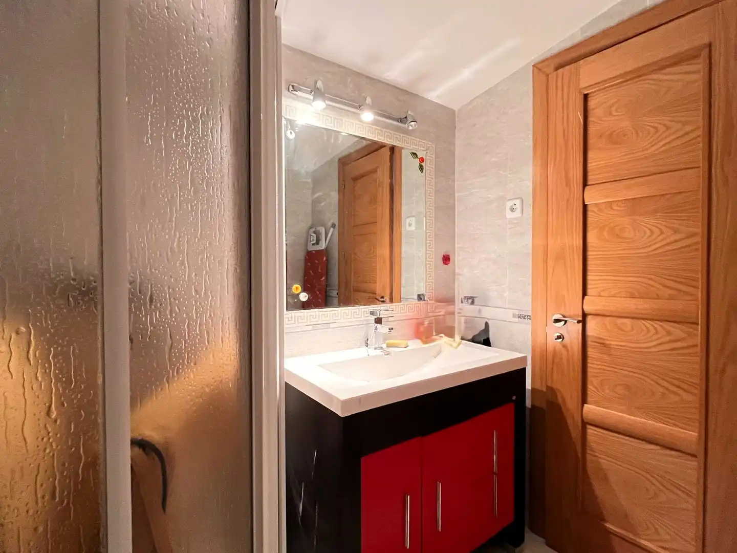 Badezimmer von Wohnung zum Verkauf in Los Navalmorales mit Klimaanlage und Heizung