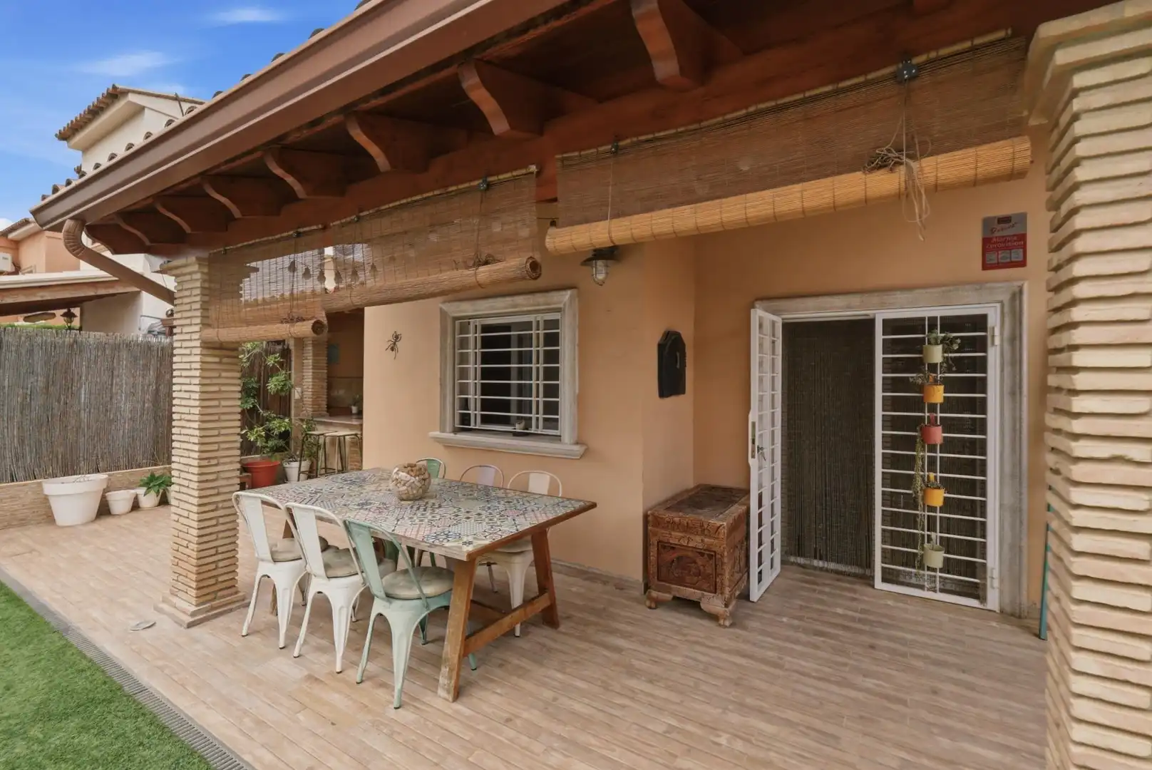 Terrace of Houses for sale in La Pobla de Vallbona  with Air Conditioner, Heating and Private garden