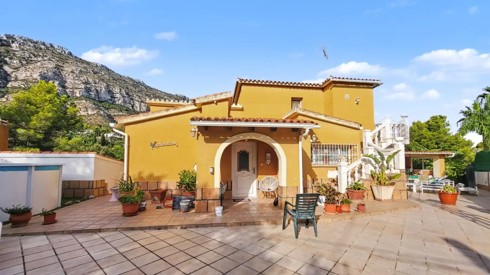Exterior view of Houses for sale in Dénia  with Private garden, Terrace and Storage room